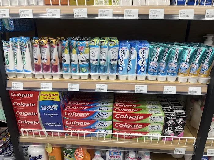 Lucki Mart Picture 10