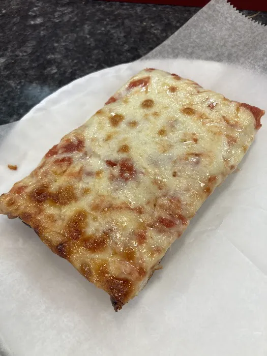 Lucia Pizza Picture 10
