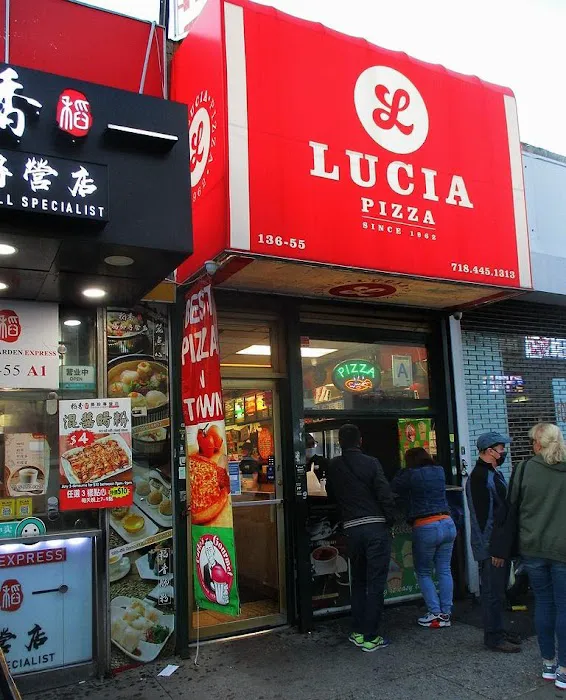 Lucia Pizza Picture 6