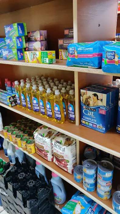 W E Deli Grocery Corp Picture 4
