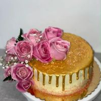 Ems Cakes N Treats L.L.C. ico