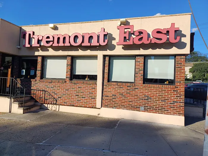 Tremont Diner Picture 6