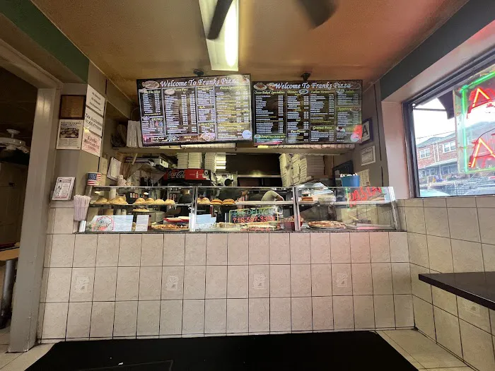 Frank's Pizza Picture 4