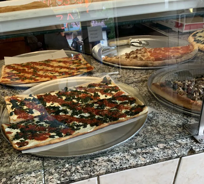 Frank's Pizza Picture 6