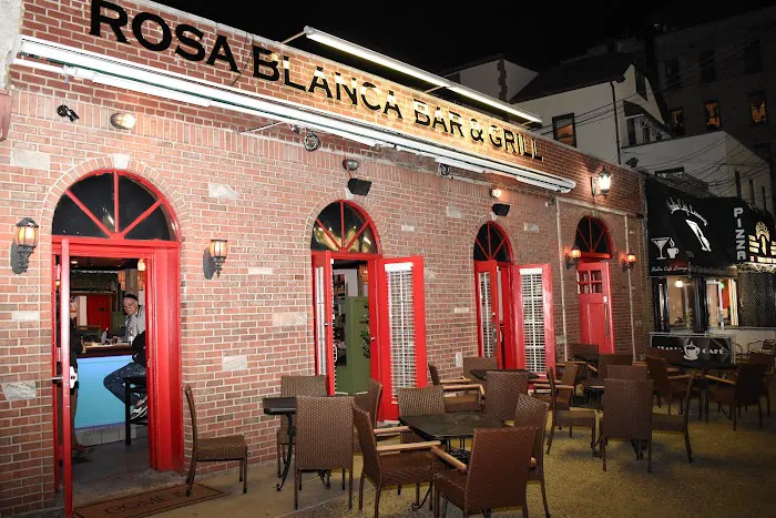 Rosa Blanca Bar & Grill Picture 7
