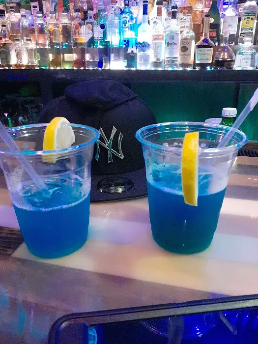The Kutty Lounge Picture 8