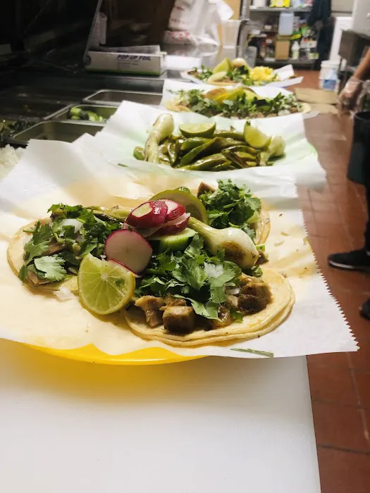 Taqueria Victoria Picture 7