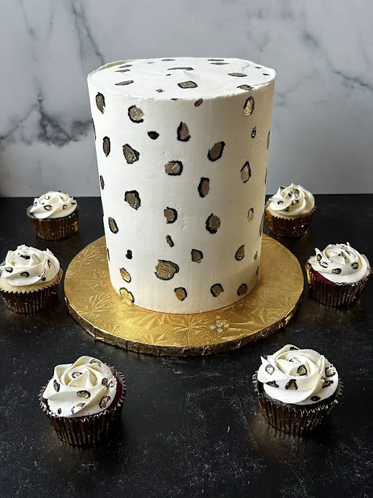 Monie's Sweet Shop LLC Picture 5