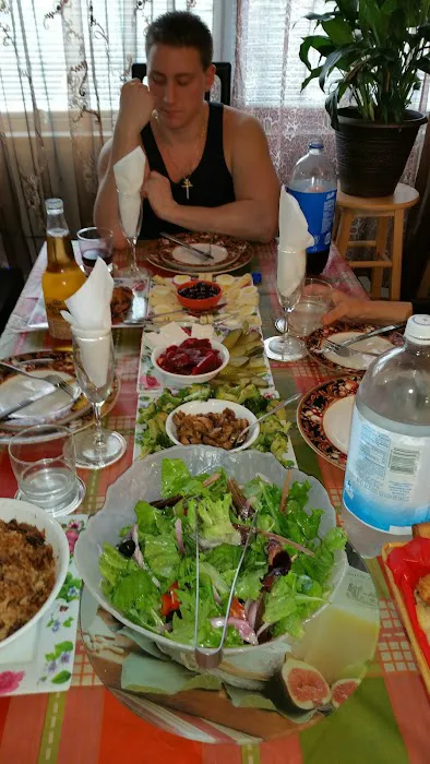 Steven Restaurant Picture 5