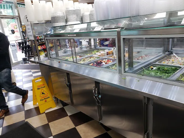 Monte Grab & Go Market Picture 4