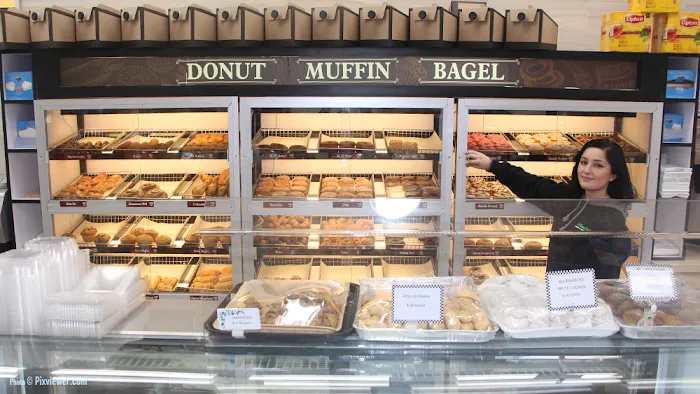 Monte Grab & Go Market Picture 10