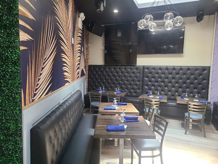 Edge Restaurant & Lounge Picture 5