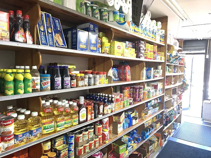 A & A Hutch Deli Picture 1