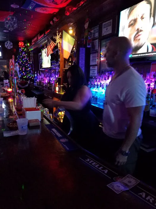 Bases Loaded Sports Bar Picture 2