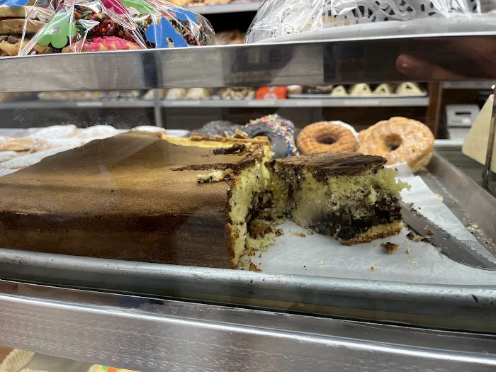 Zeppieri & Sons Italian Bakery Picture 6