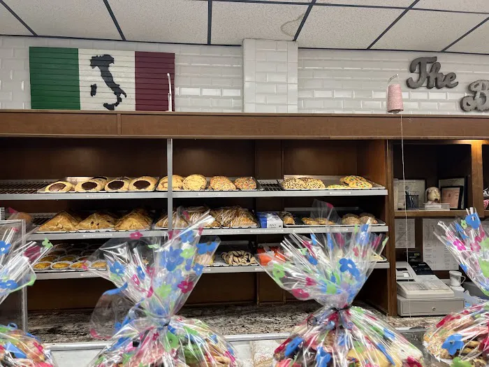 Zeppieri & Sons Italian Bakery Picture 7