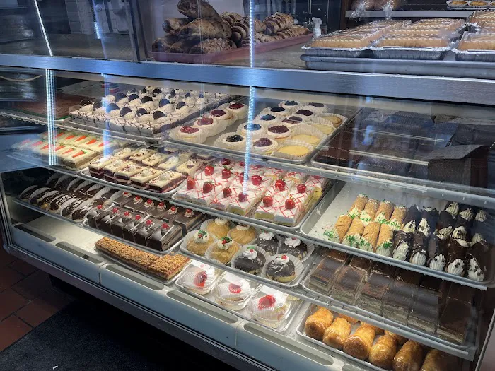 Zeppieri & Sons Italian Bakery Picture 8
