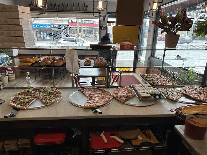 Nora Pizza Picture 1