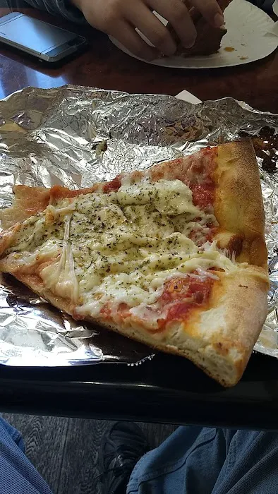 Two Brothers Pizzeria Picture 8