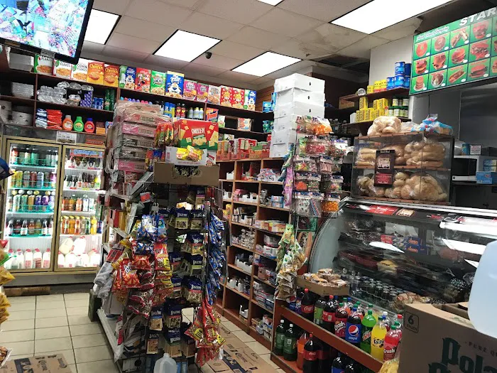 Sal expresses deli and grocery store Picture 3
