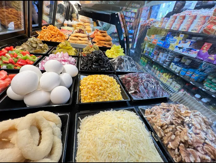 Sal expresses deli and grocery store Picture 7