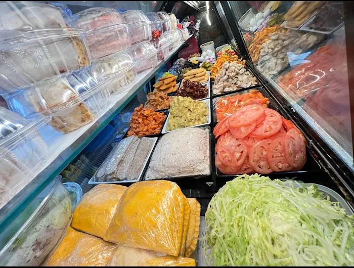 Sal expresses deli and grocery store Picture 9