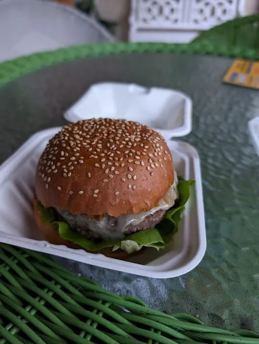 Pasture Burger Picture 7