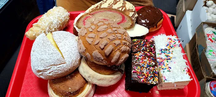 La Nueva Union Bakery Picture 3