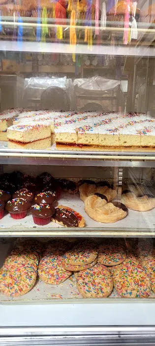 La Nueva Union Bakery Picture 2