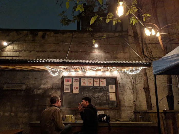 Sycamore Bar + Flower Shop Picture 3
