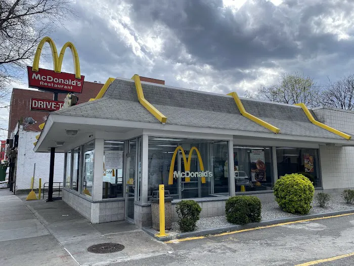 McDonald's Picture 2