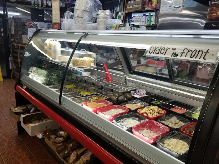 4 Seasons Mini Market Picture 2