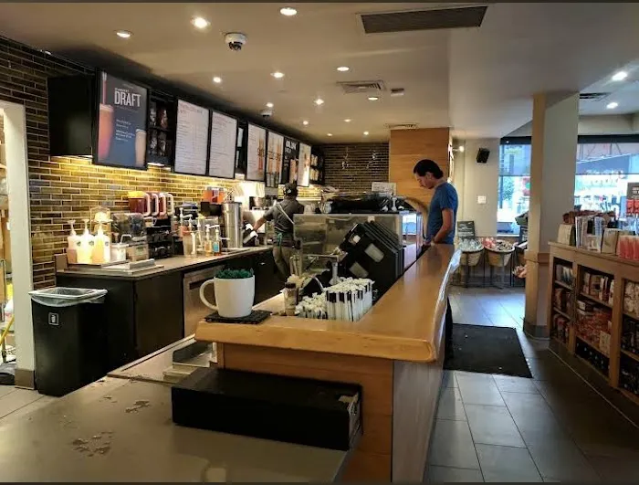 Starbucks Picture 2