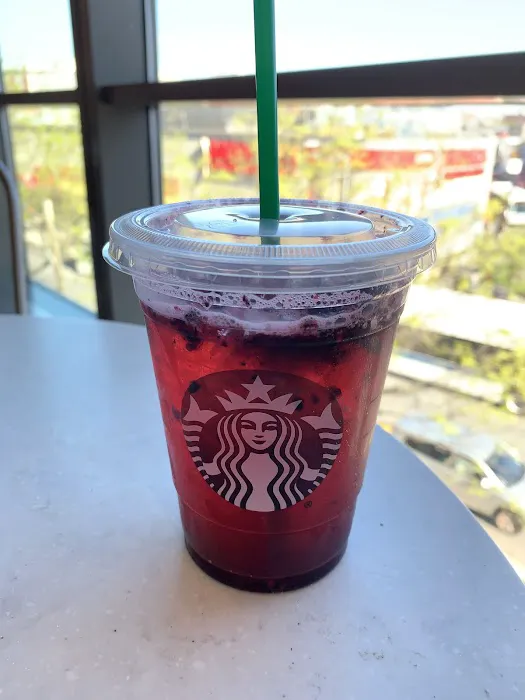Starbucks Picture 5