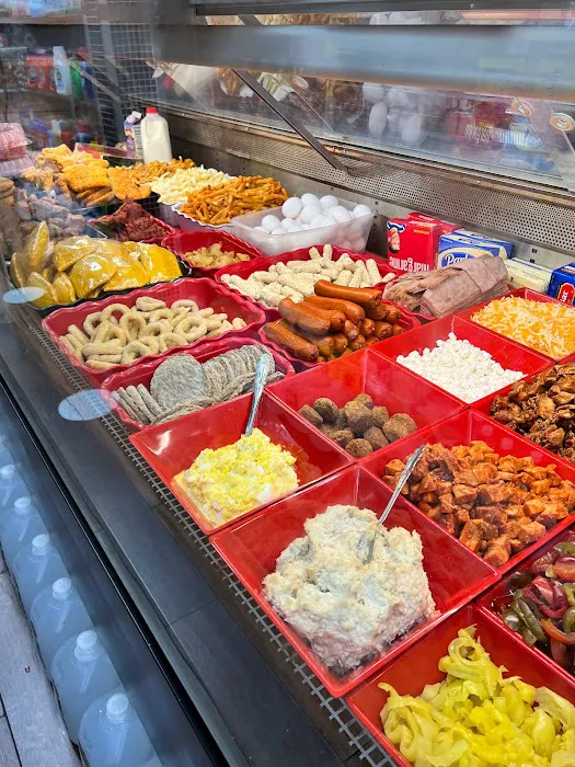Deen Gourmet Deli Picture 10
