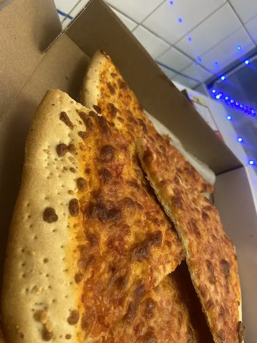 Empire Fried Chicken & Pizza Picture 6