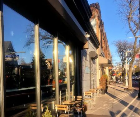 LARK Cafe