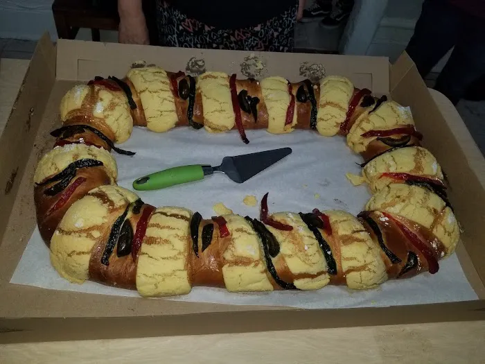 MJP Deli & Grocery Bakery Picture 6