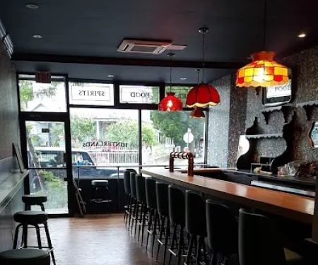 Hinterlands Bar