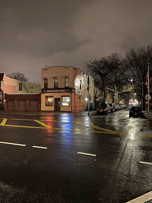 Shenanigan's Pub Picture 2