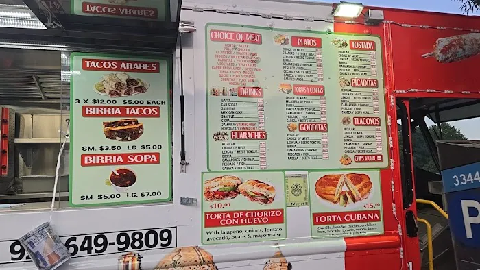 Tacos los cuñados Picture 3