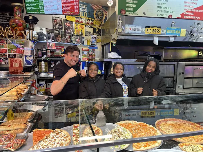 Rocky's Pizzeria & Resturant Picture 6