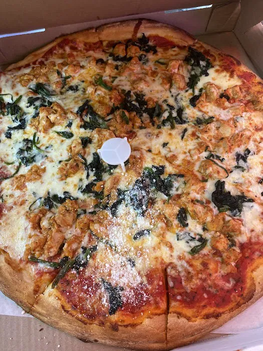 Rocky's Pizzeria & Resturant Picture 5