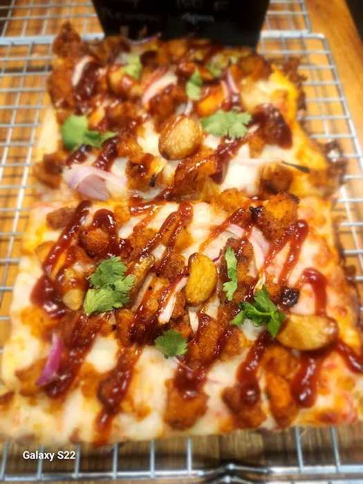 J&J Pizza Picture 5