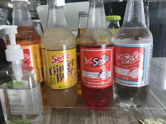 Suzy's Roti Parlour Picture 7