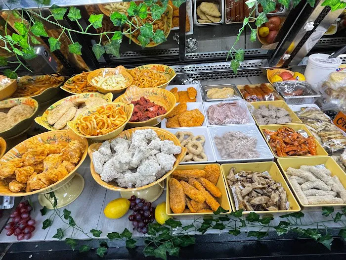 KC Supermarket & Deli Picture 10
