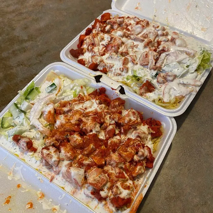 Dubai pizza & gyro Picture 9
