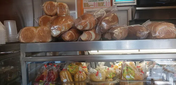 Roti R Us -Real Caribbean Food. Picture 5