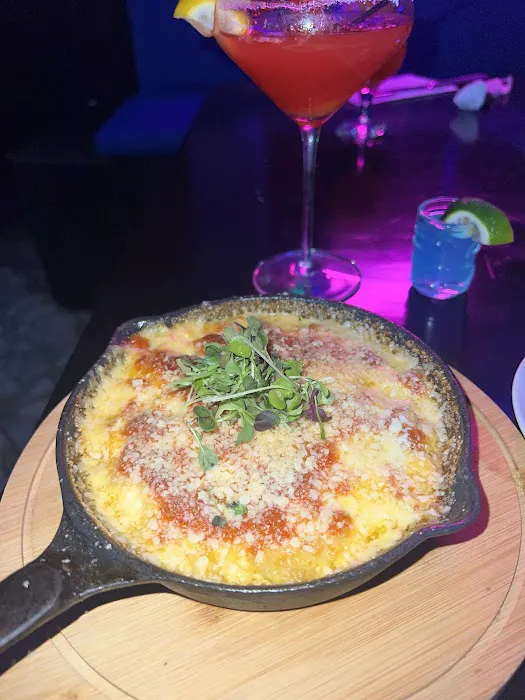 Drift BK Restaurant & Lounge Picture 10