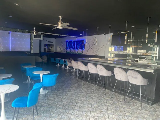 Drift BK Restaurant & Lounge Picture 2